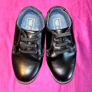 New Kids Dress Black Shoes size 7